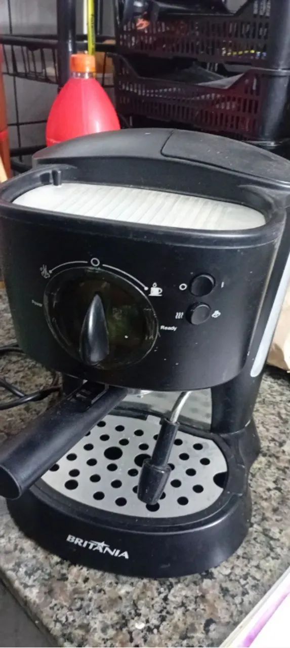 Maquina de café expresso Britânia 15 B ok
