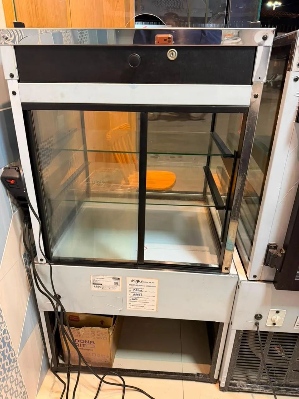 VITRINE REFRIGERADA + VITRINE CAIXA (IGLU) - Foto 3