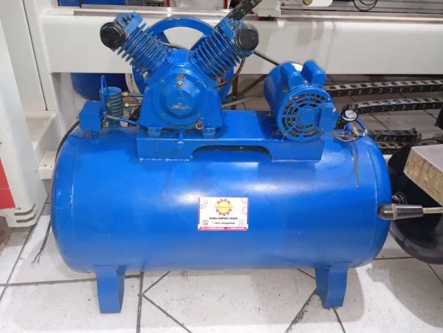 Compressor de Ar Schulz CSV 10 pés 100 Litros PRO - 220 Volts
