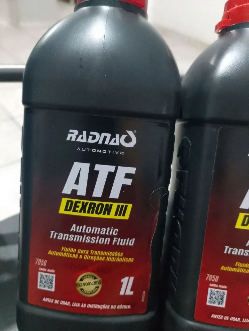Fluindo para transmissão automática e direção hidráulica ATF DEXRON III RADNAQ conteúdo 1  - Foto 2