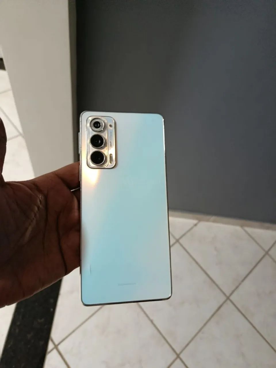 Vendo celular Motorola super conservado 