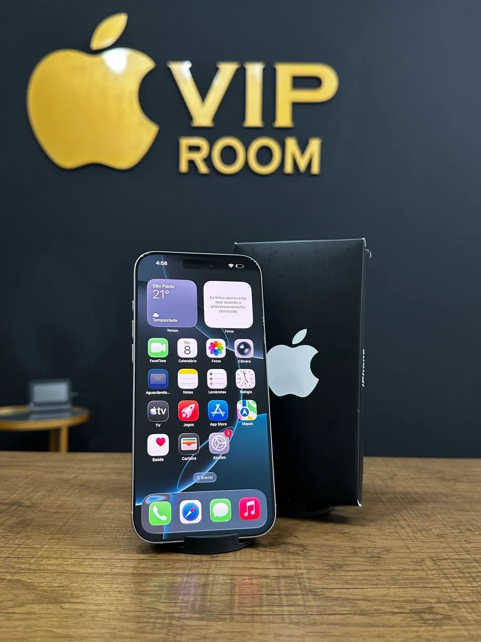 iPhone 16 Pro Max 256gb branco semi novo impecável  - Foto 4