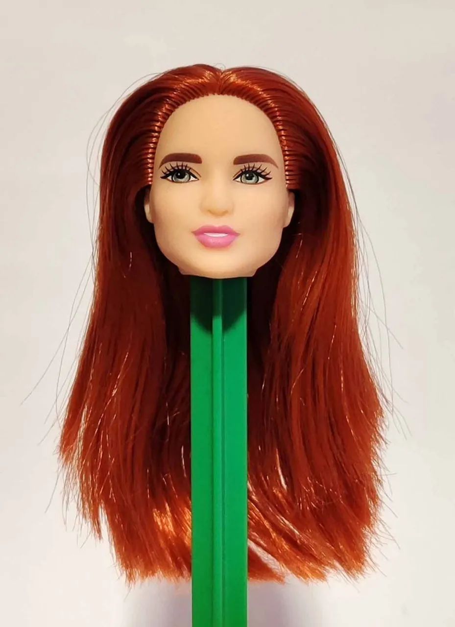 Cabeça Barbie Ruiva - Foto 2