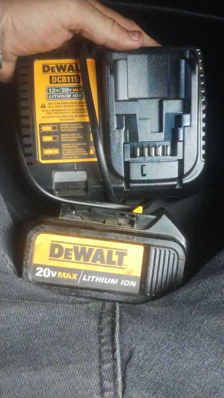 Bateria e carregador Dewalt 