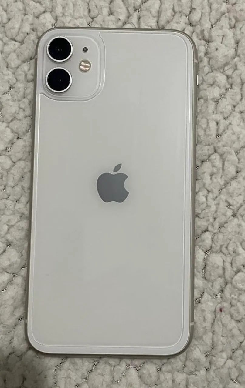 iPhone 11 (128 GB)