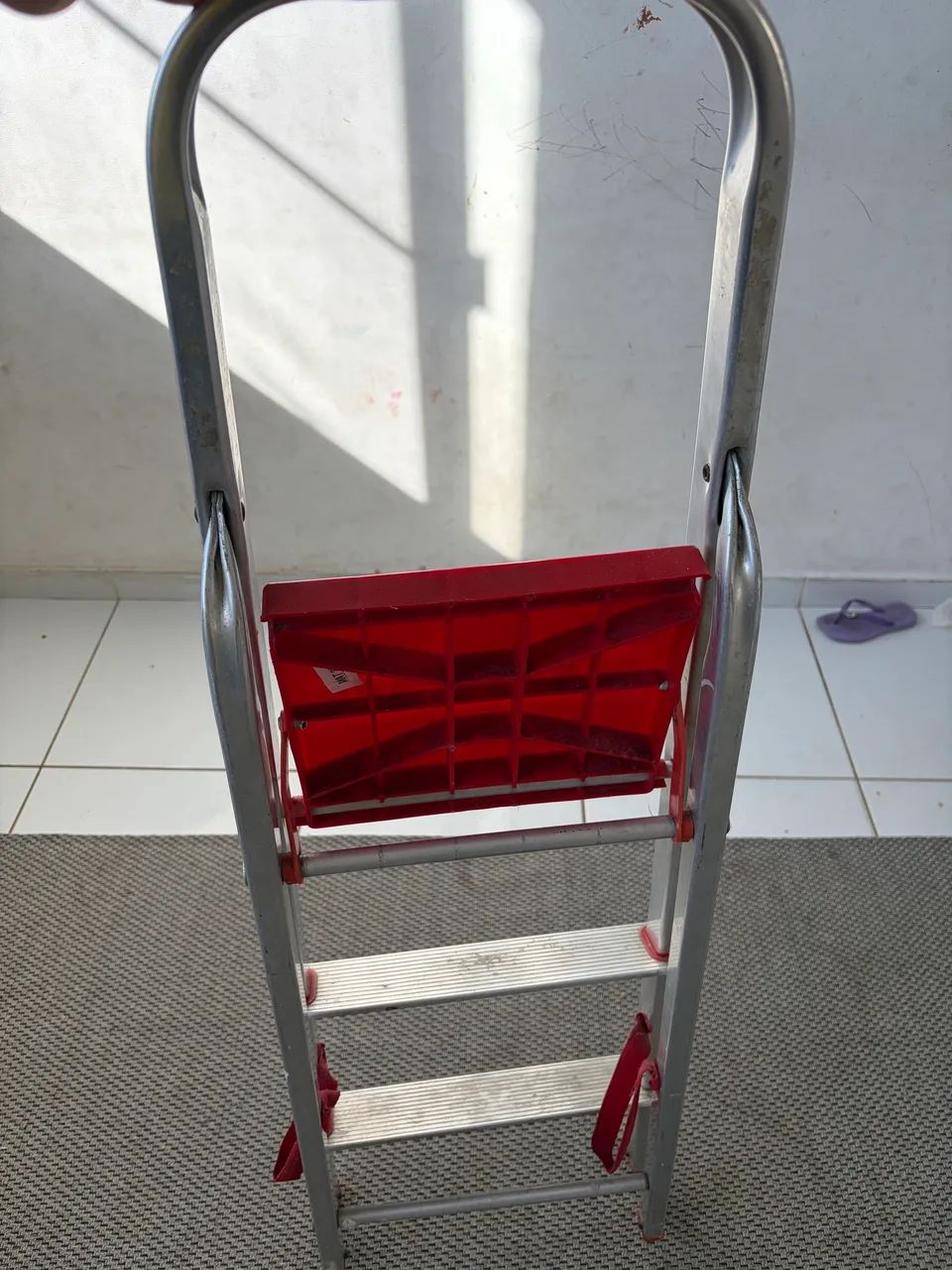 Escada - Foto 2