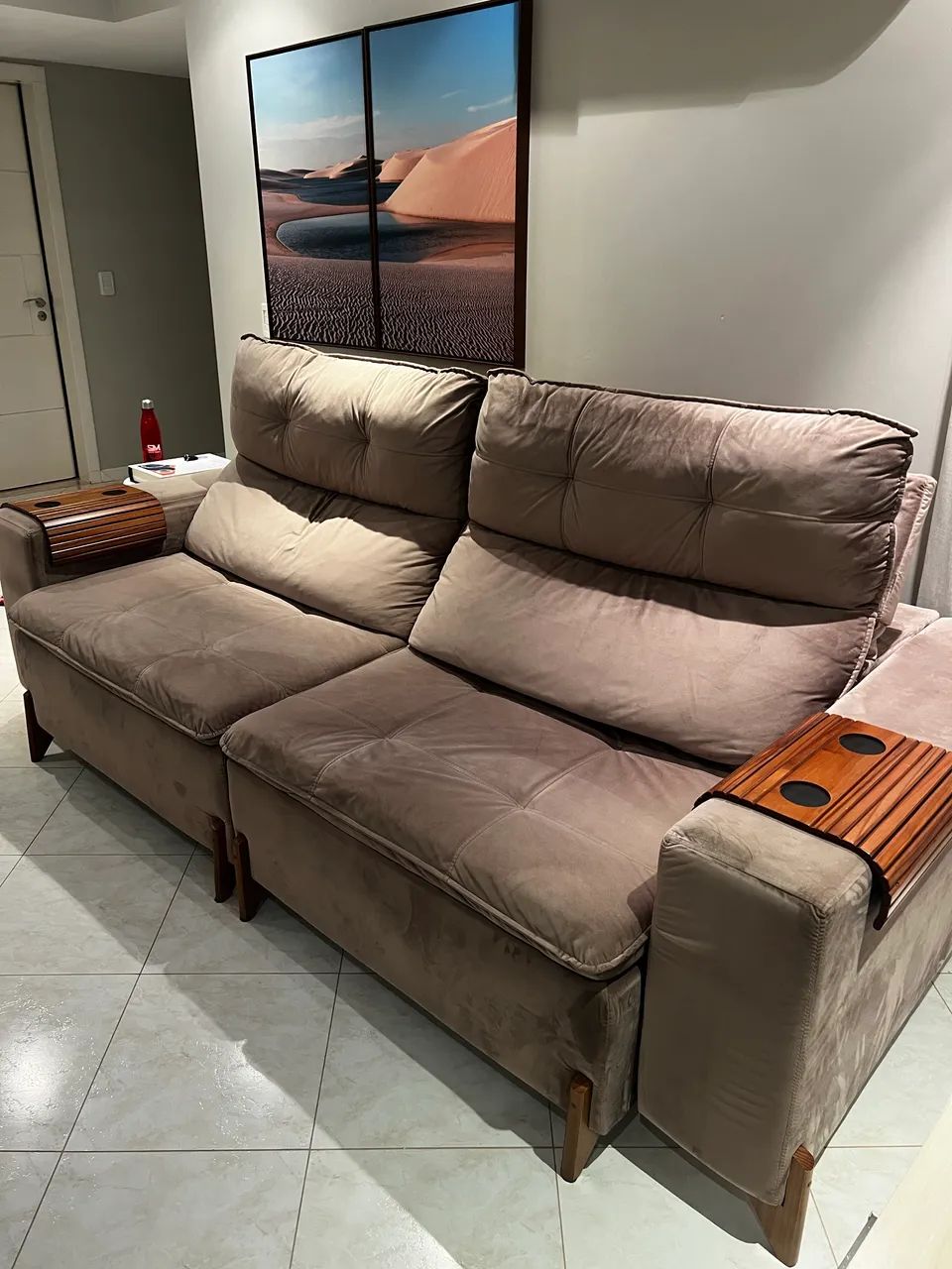 Sofá cama pouco usado em estado de novo