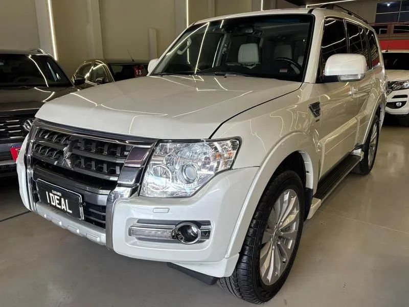Mitsubishi Pajero 2018