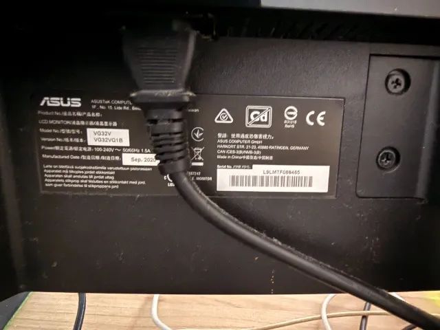 Monitor Gamer ASUS TUF 31.5" - Foto 2