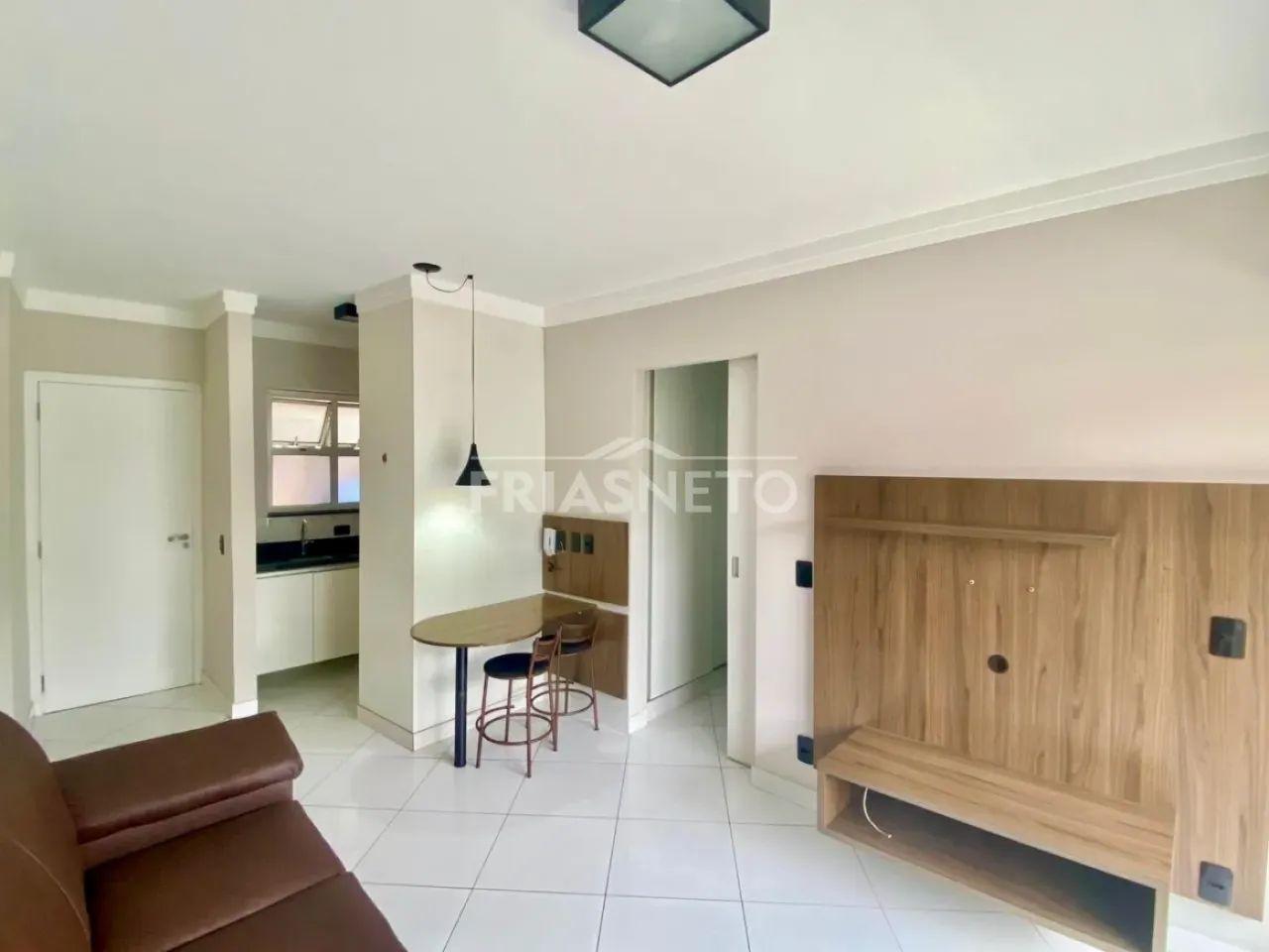 Apartamento á venda no condomínio Edifício Santiago