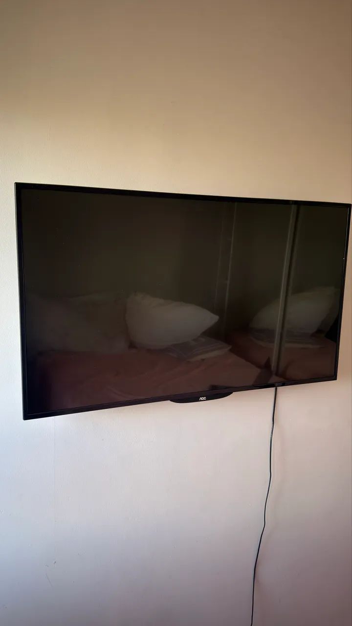 TV AOC LED 43? LE43D1452 - Com controle - Para conserto - Foto 2