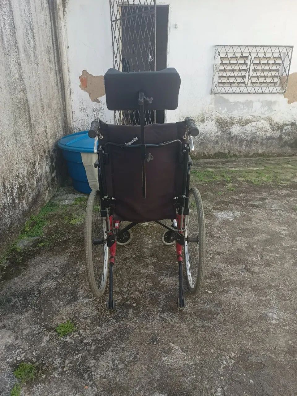 Cadeira de rodas reclinável (nova de marca boa) - Foto 5