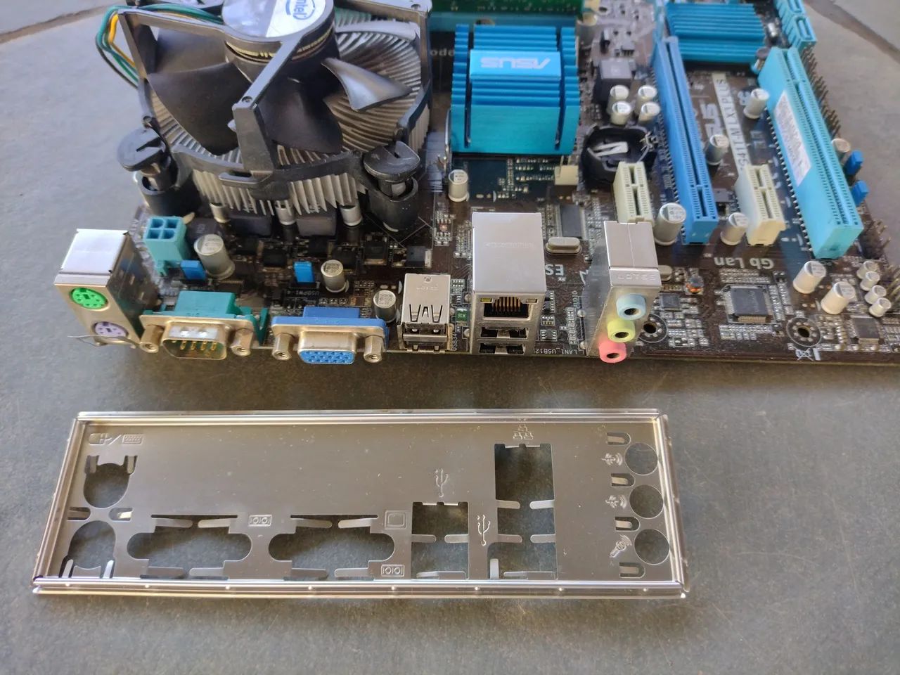 Kit Placa Mãe Asus Xeon Quad Core 6GB - Foto 3