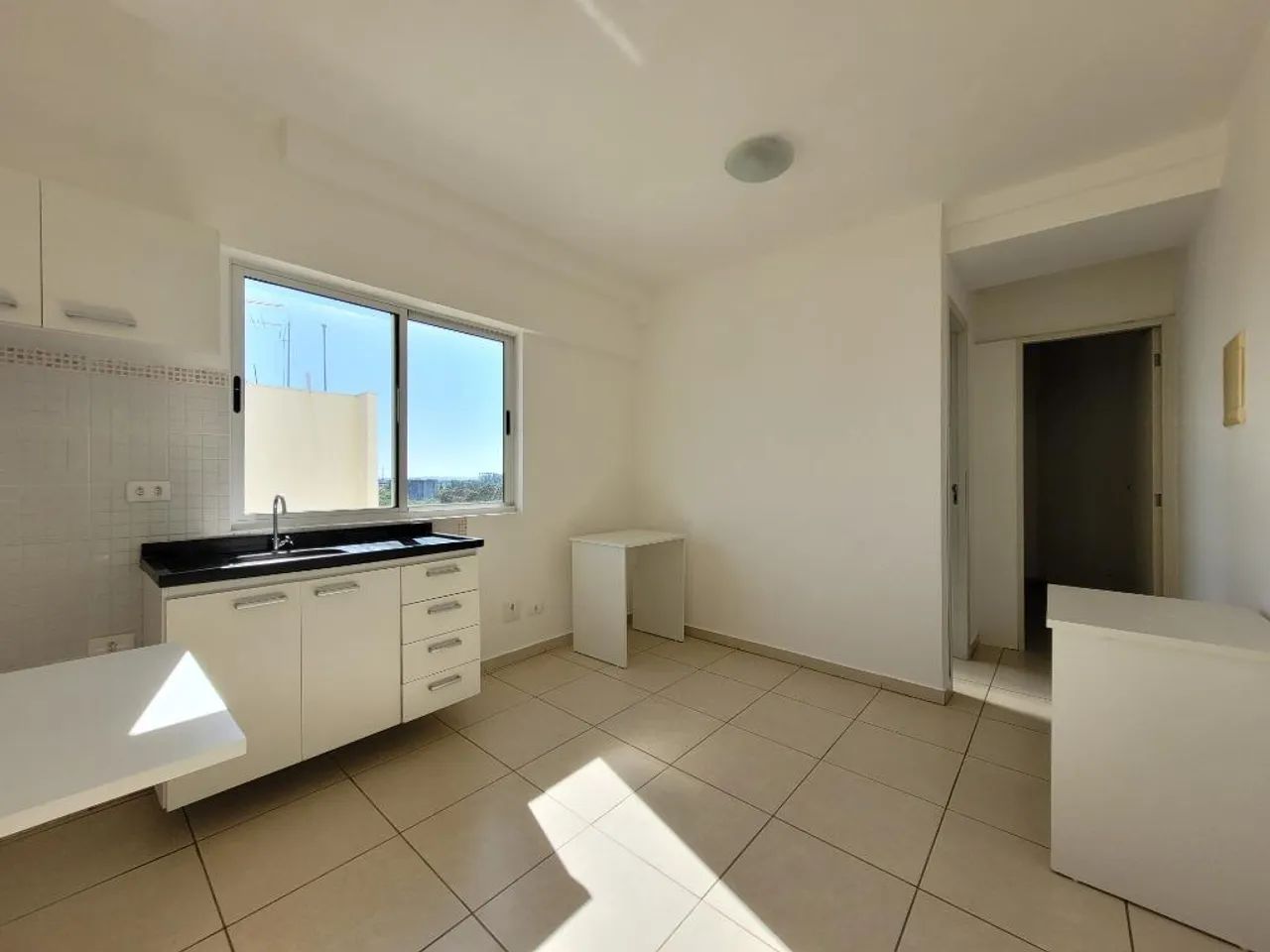 Apartamento para alugar em Maringá, Zona 07, com 1 quarto, com 22 m², Chaplin IV - Foto 3