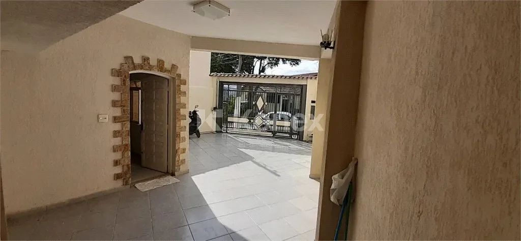 Casa comercial à venda com 183 m² em Parque Casa de Pedra, São Paulo