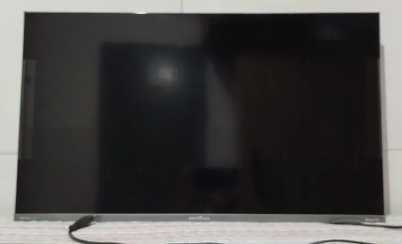 "Smart TV Britânia Roku 32 "