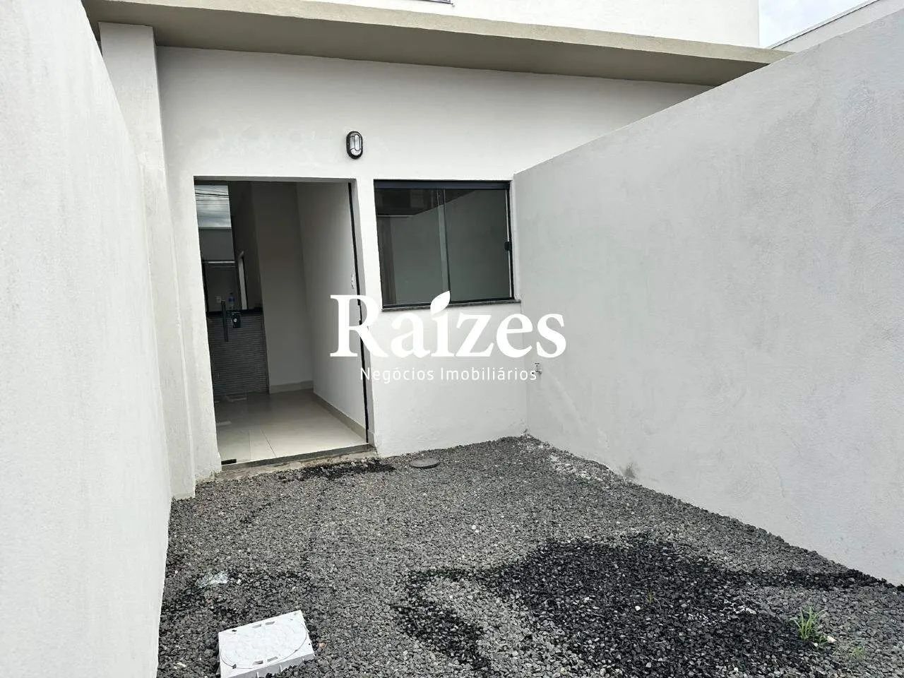 Casa com 2 quartos no Bairro Shopping Park em Uberlândia - Foto 2