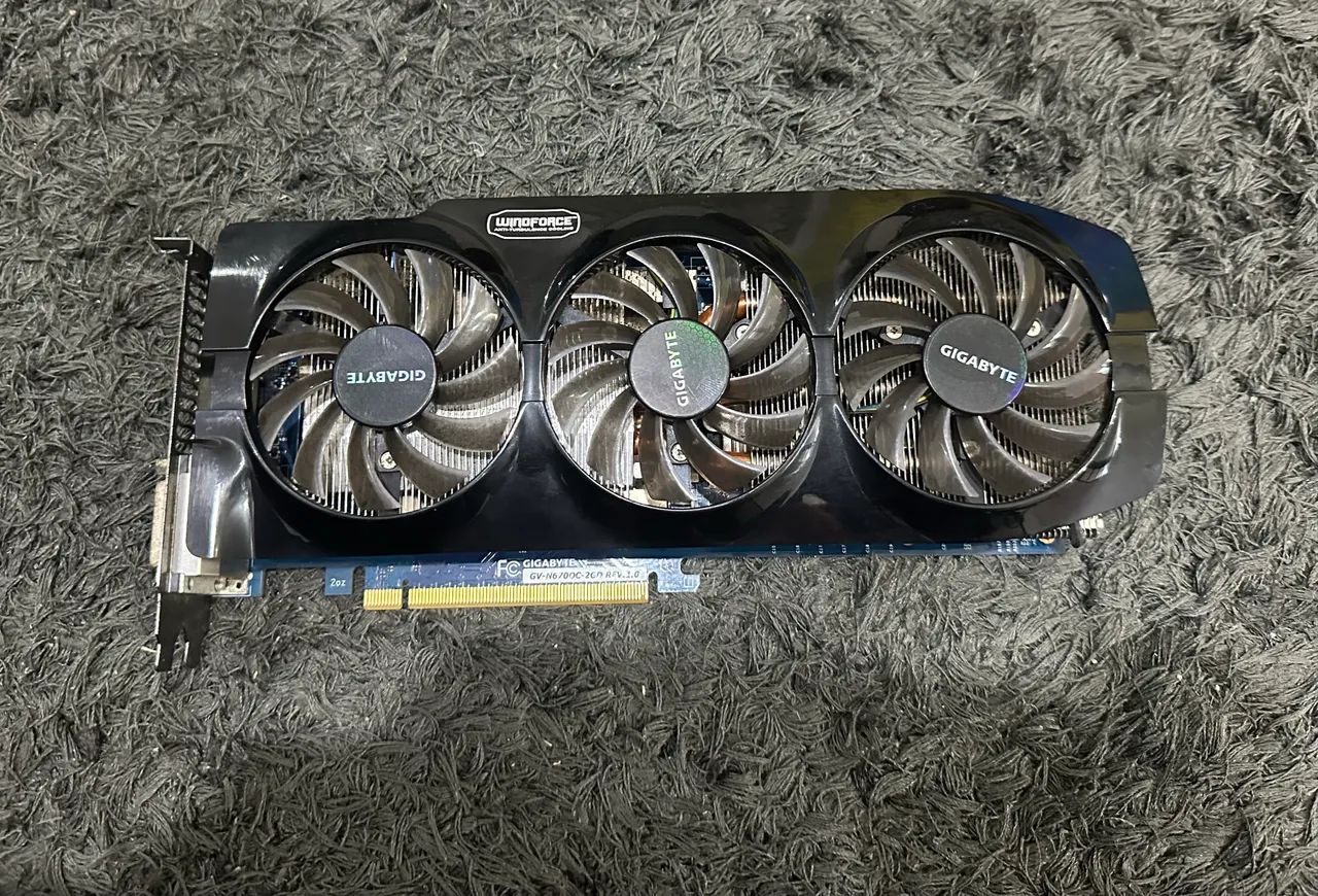PLACA DE VIDEO DDR5 RTX 670 4GB 256BITS - Foto 3