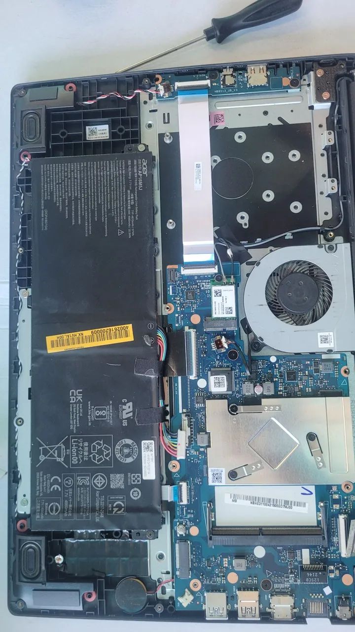 Notebook aspire 3 com defeito - Foto 4