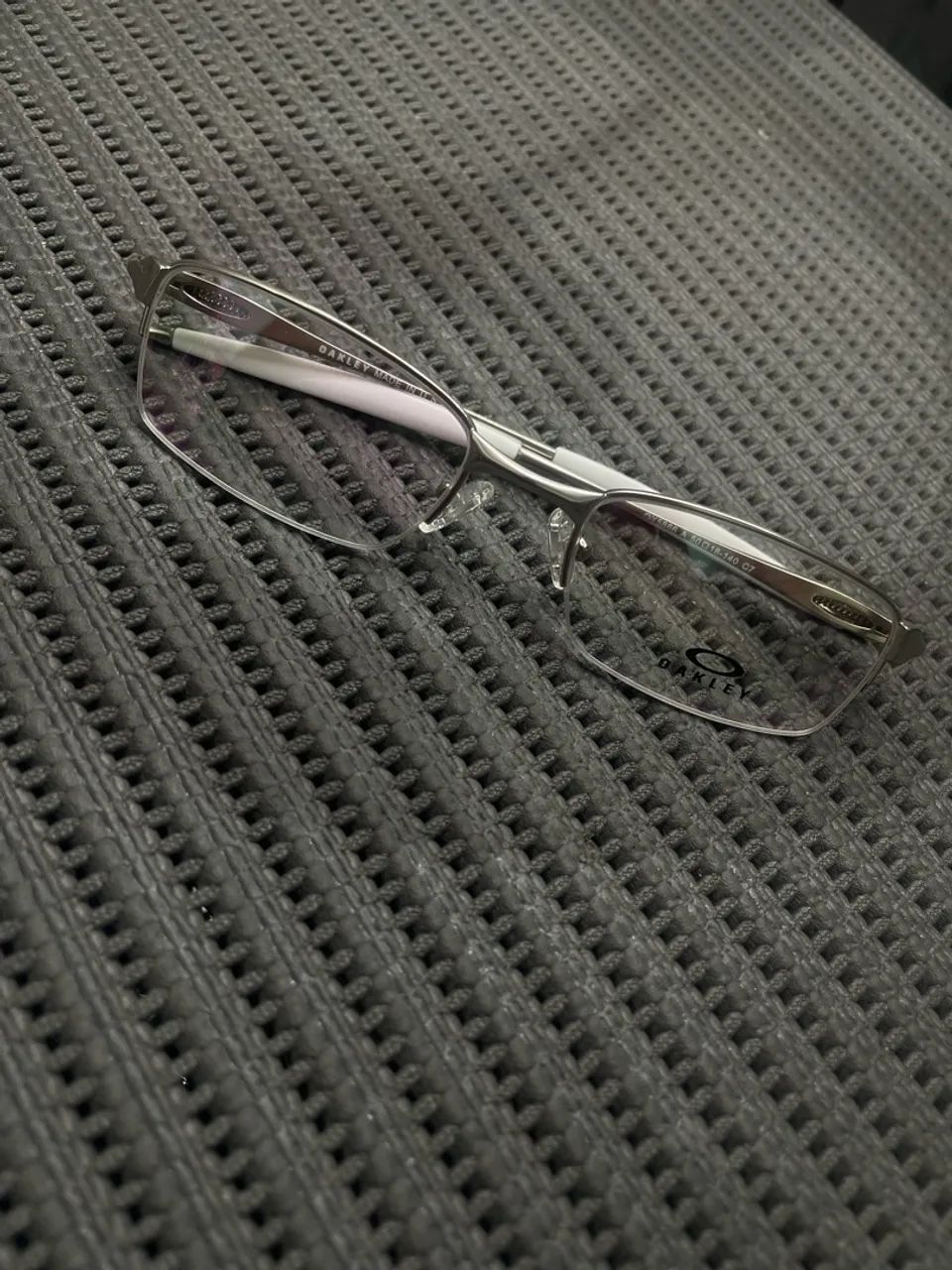 Óculos da Oakley lupa transparente - Foto 4
