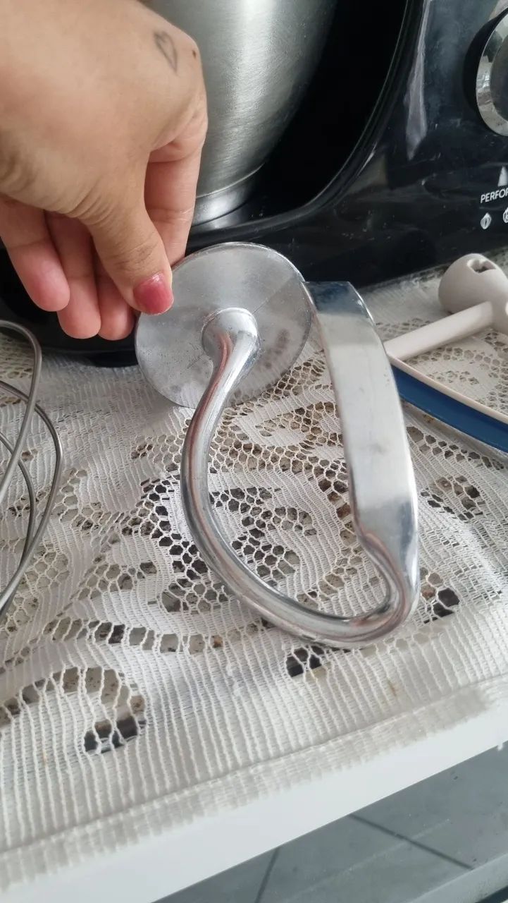 Batedeira planetária Oster  - Foto 4