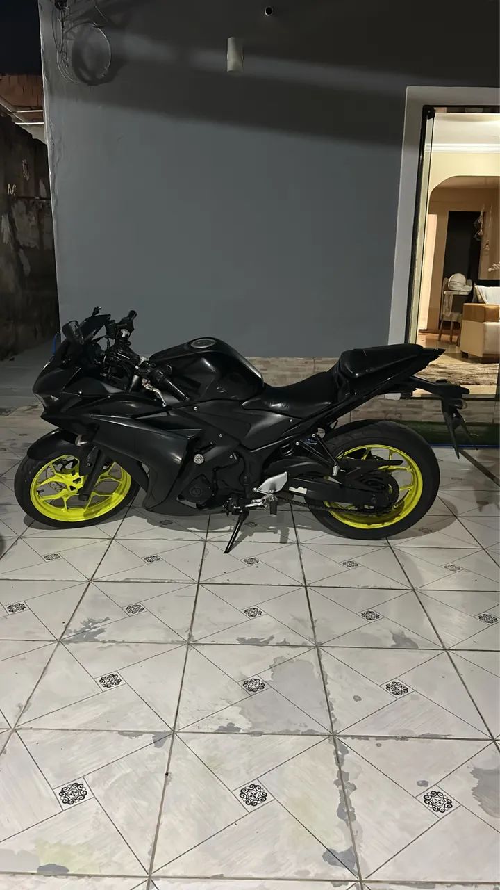 R03