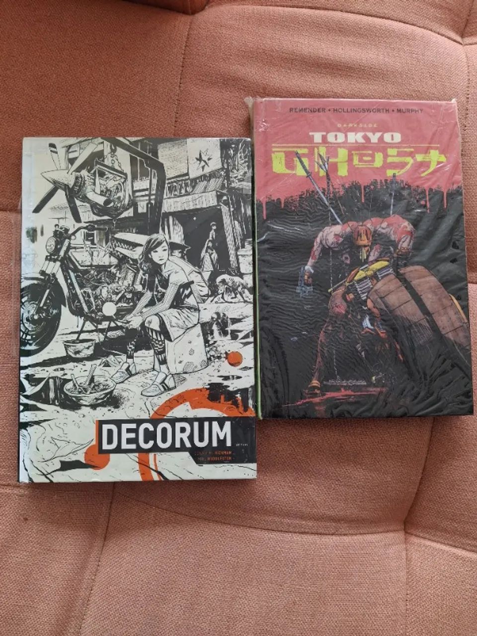 Tokyo Ghost e Decorum