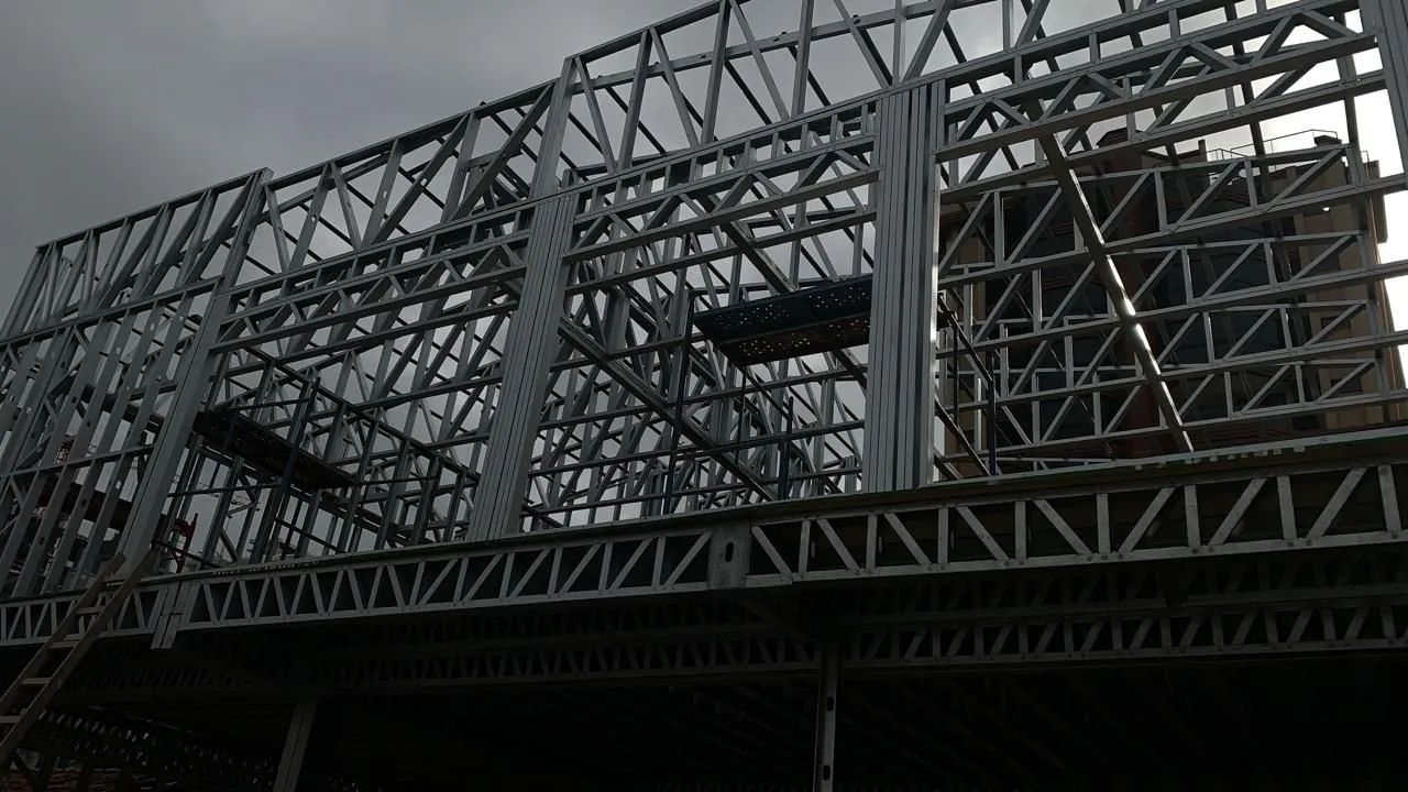 Steel frame e drywall.  Mão de obra  especializada 