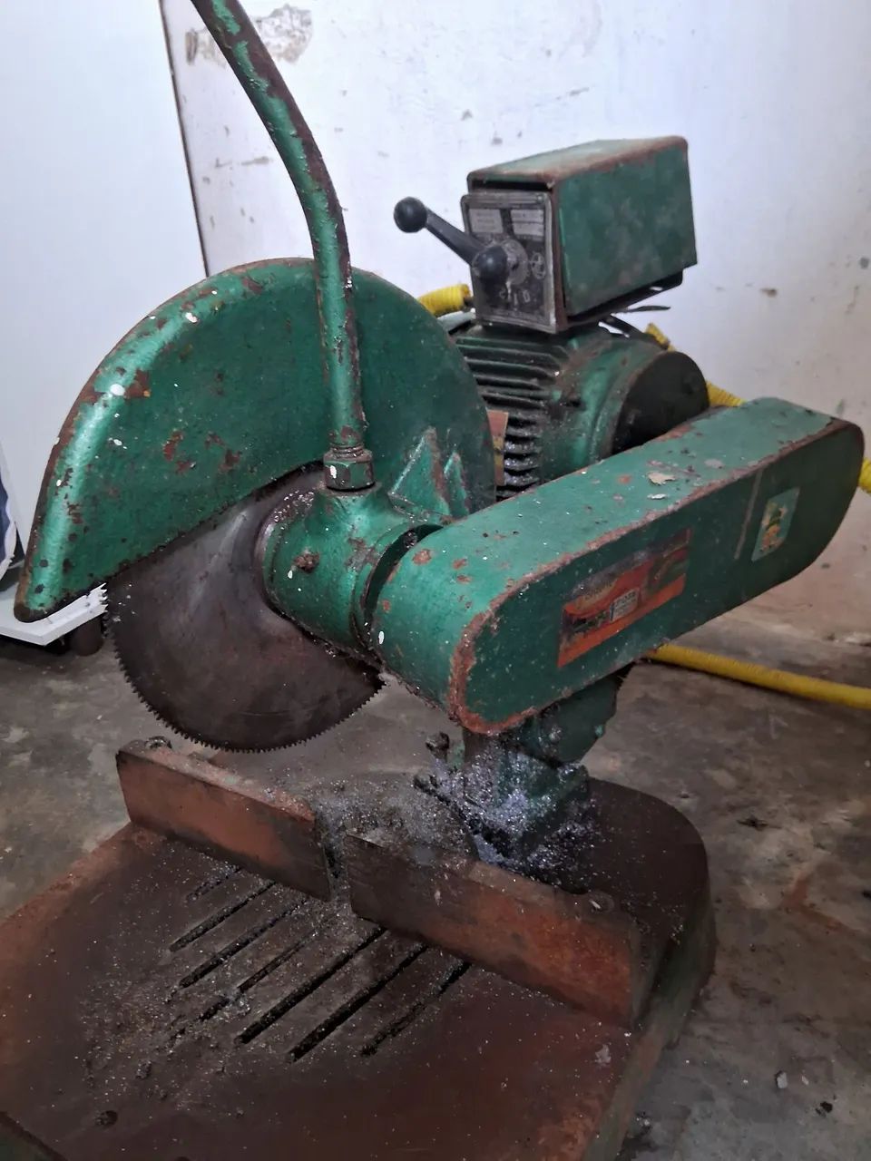 Máquina de corte de alumínio com disco liso. - Foto 2