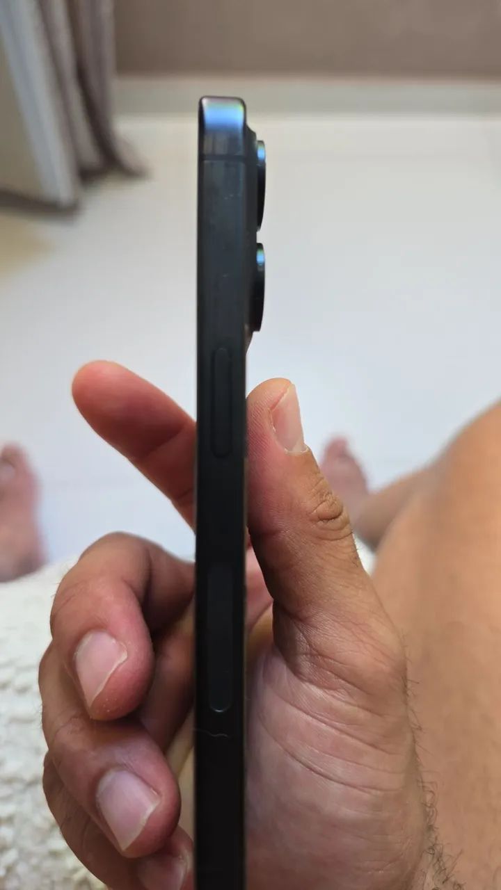 Iphone 15 pro  - Foto 4