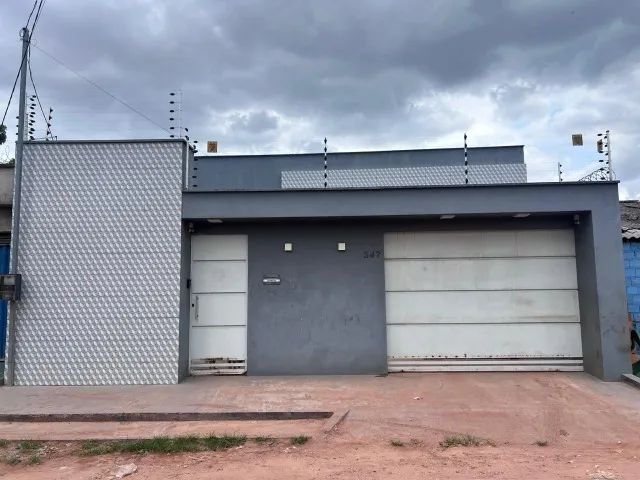 CASA À VENDA