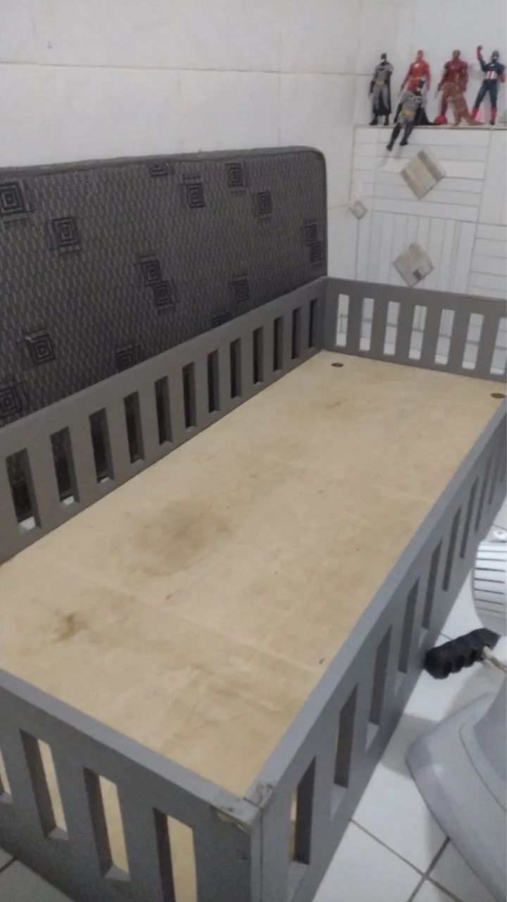 CAMA INFANTIL COM GRADE E COLCHAO 