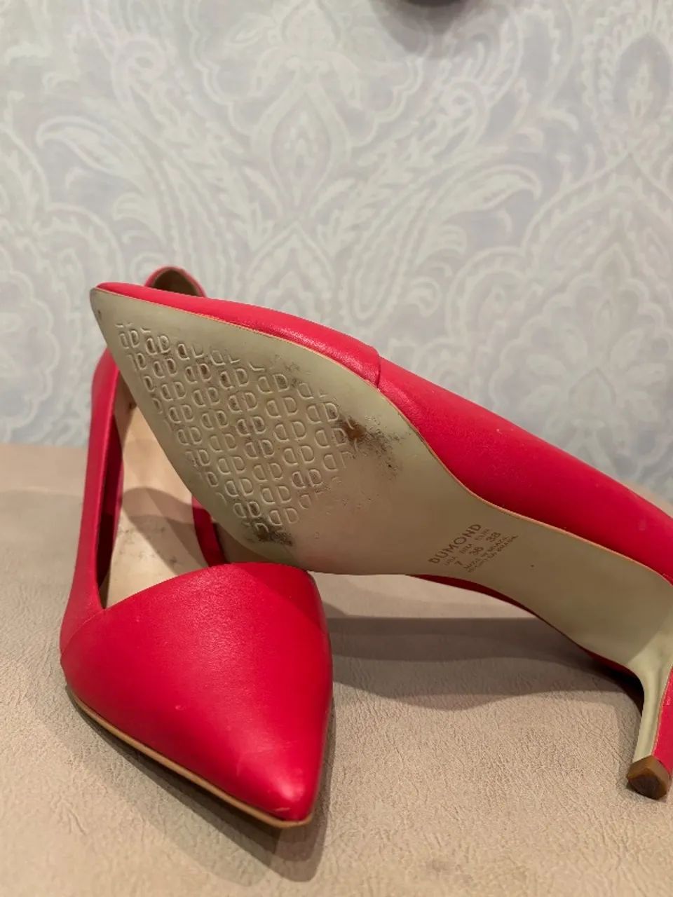 Elegância em vermelho  - Foto 2