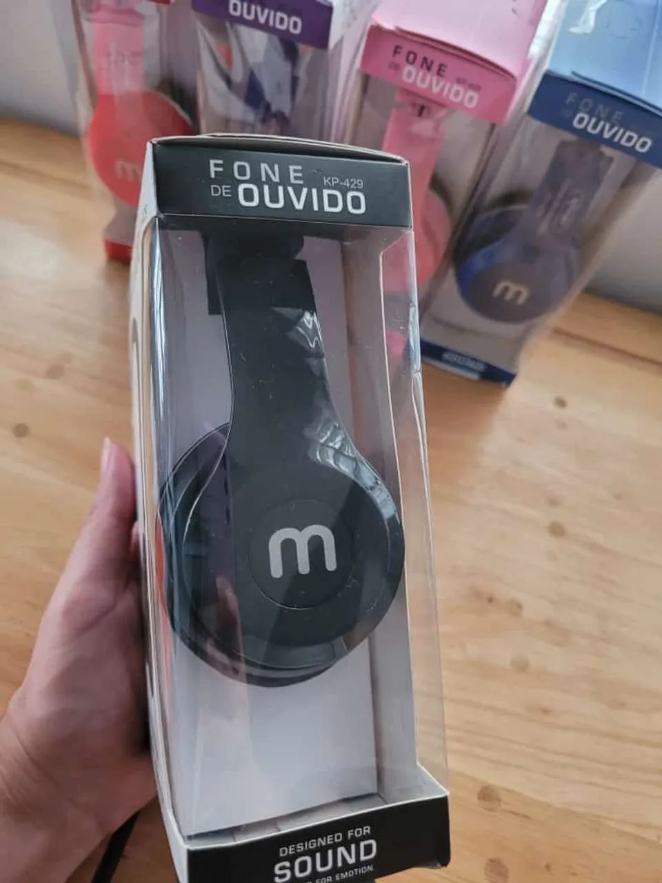 Fone de ouvido 3 unidades.