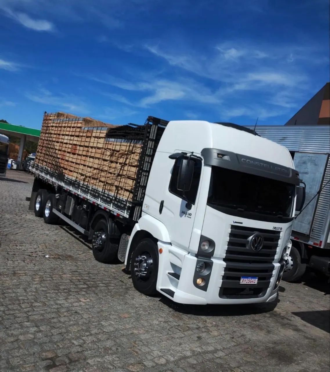 Constellation 30.330 Bitruck 
