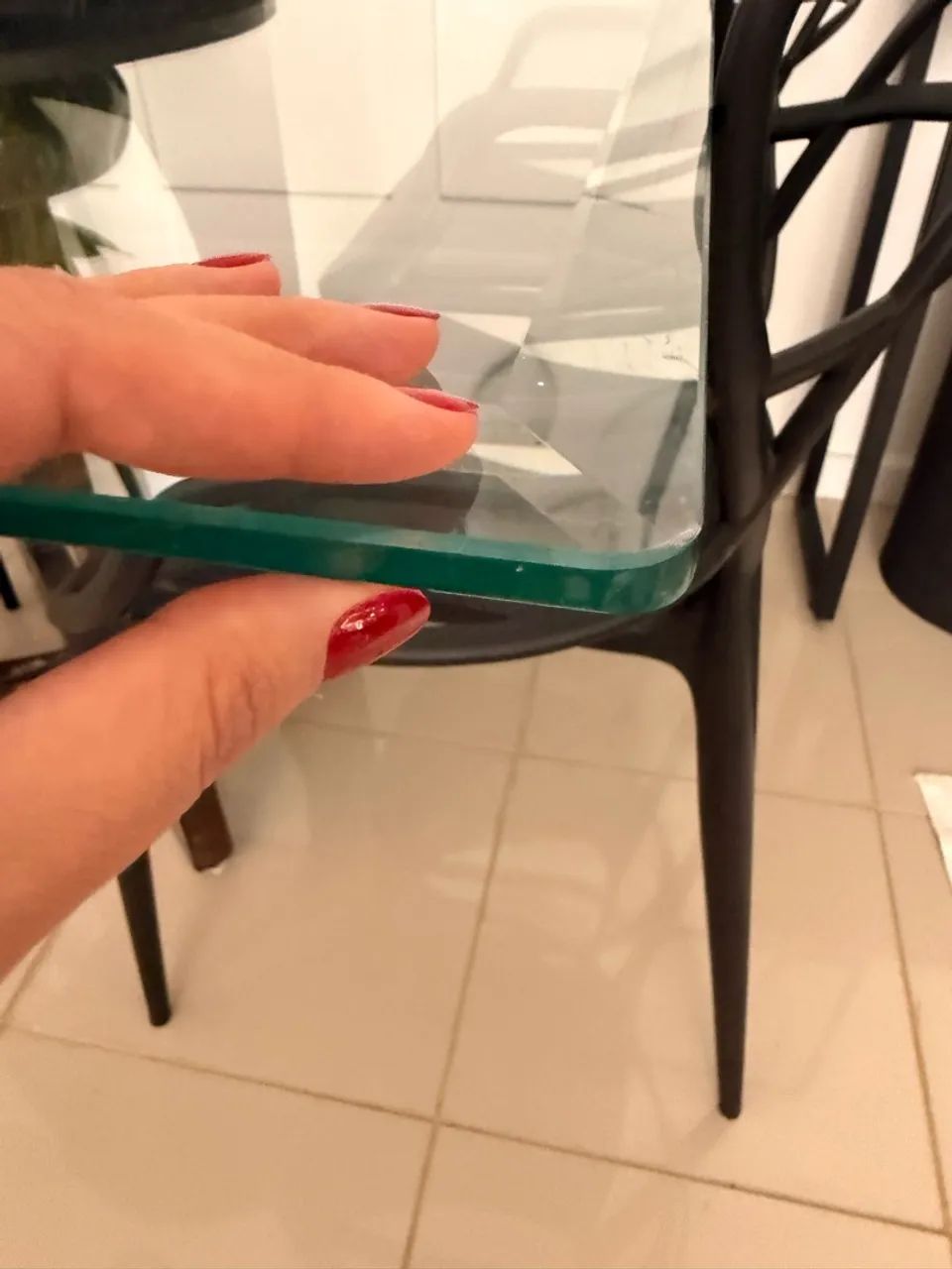 Mesa de jantar com 4 cadeiras - Foto 3