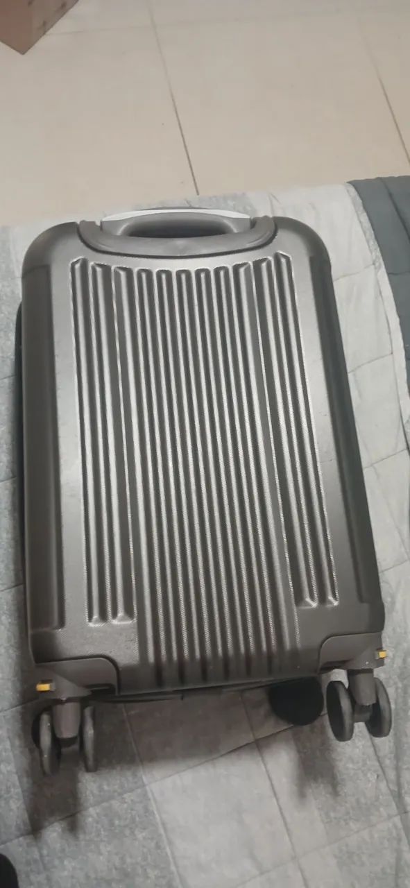Mala viagem com senha 10kg