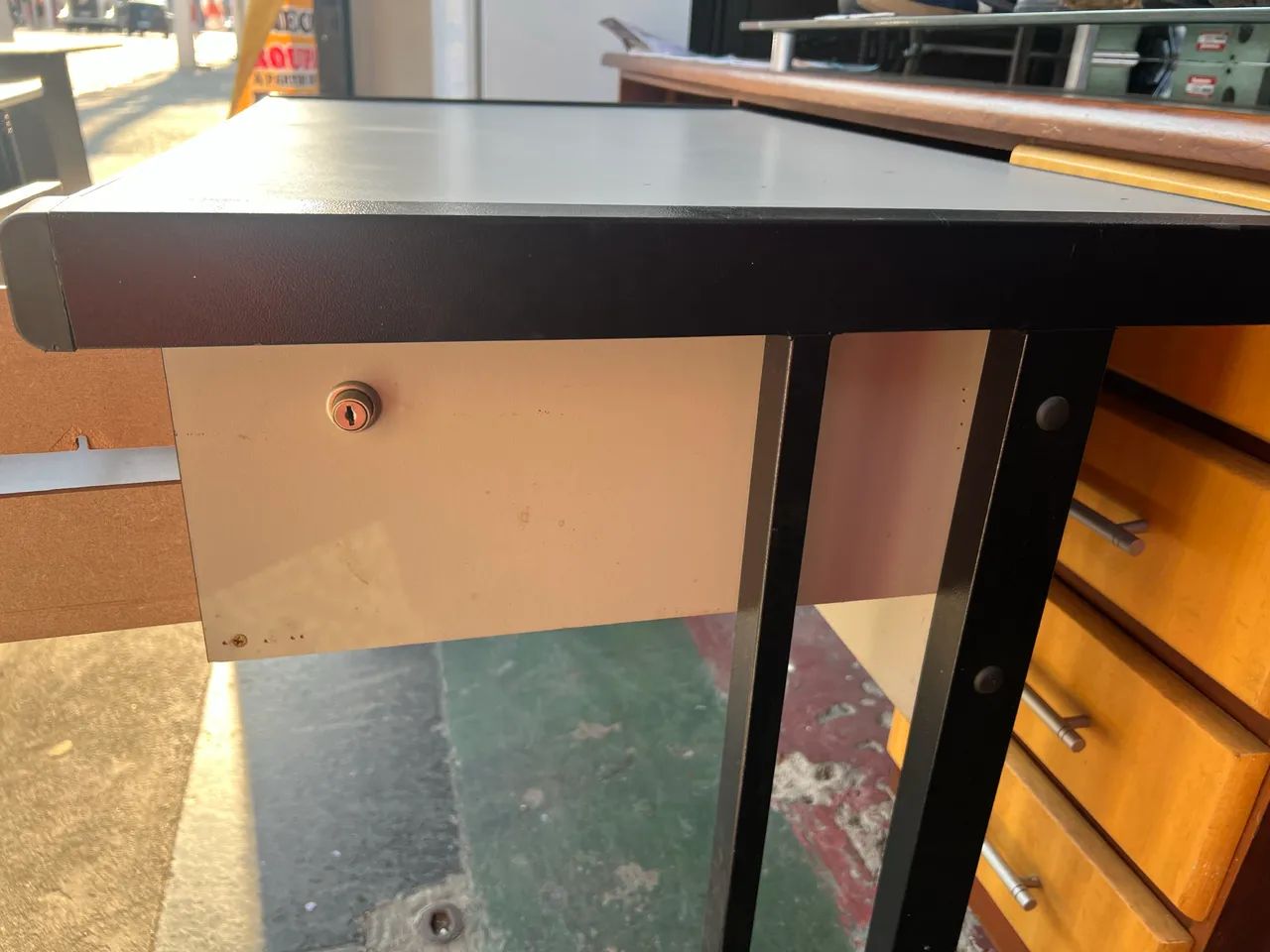 Mesa de Escritório Mediana  - Foto 5
