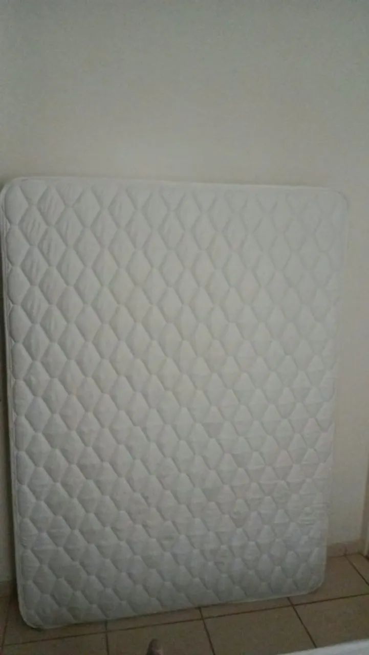 Colchão de casal - comprado a 6 meses