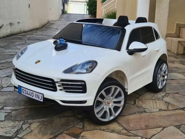 Carrinho elétrico 12V Porsche Cayenne 12v - Foto 2
