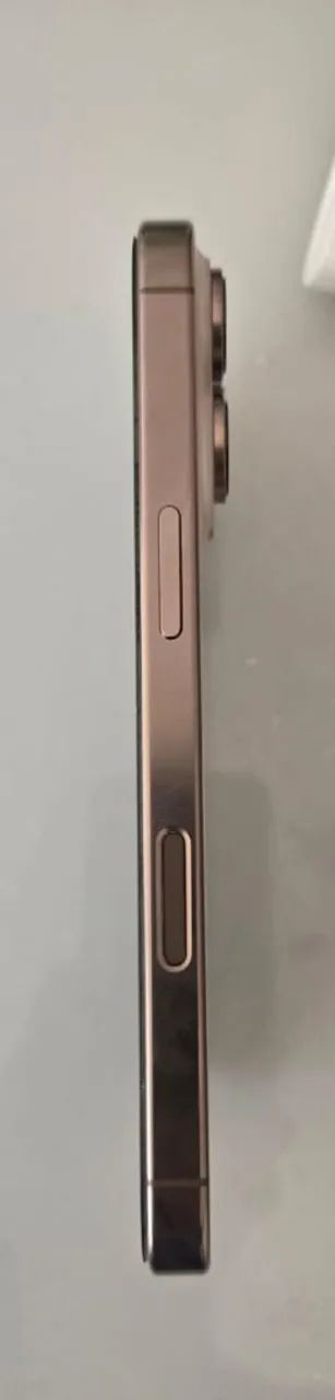 Iphone 16 pro 256GB - Foto 3