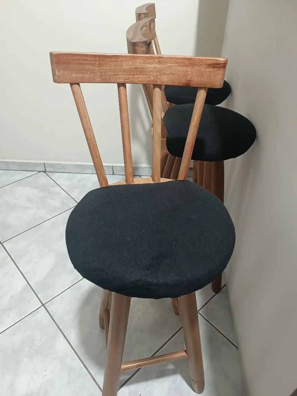 KIT DE 3 BANCOS ALTO COM ENCOSTO  - Foto 2