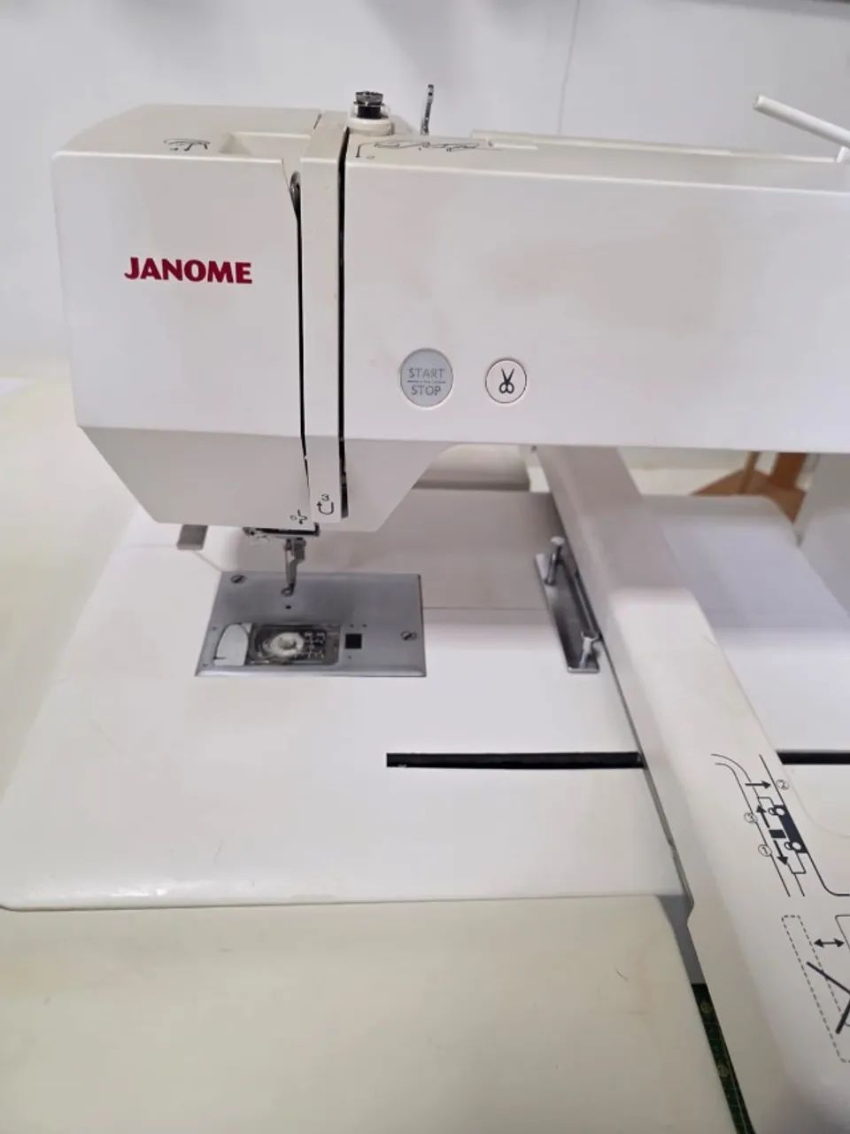 Máquina de bordado Janome Memory Craft 500E - Foto 3