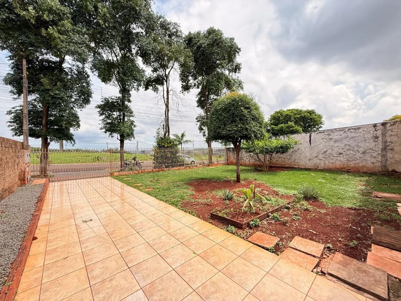 Casa para alugar em Maringá, Jardim Universo, com 3 quartos, com 69.68 m² - Foto 3