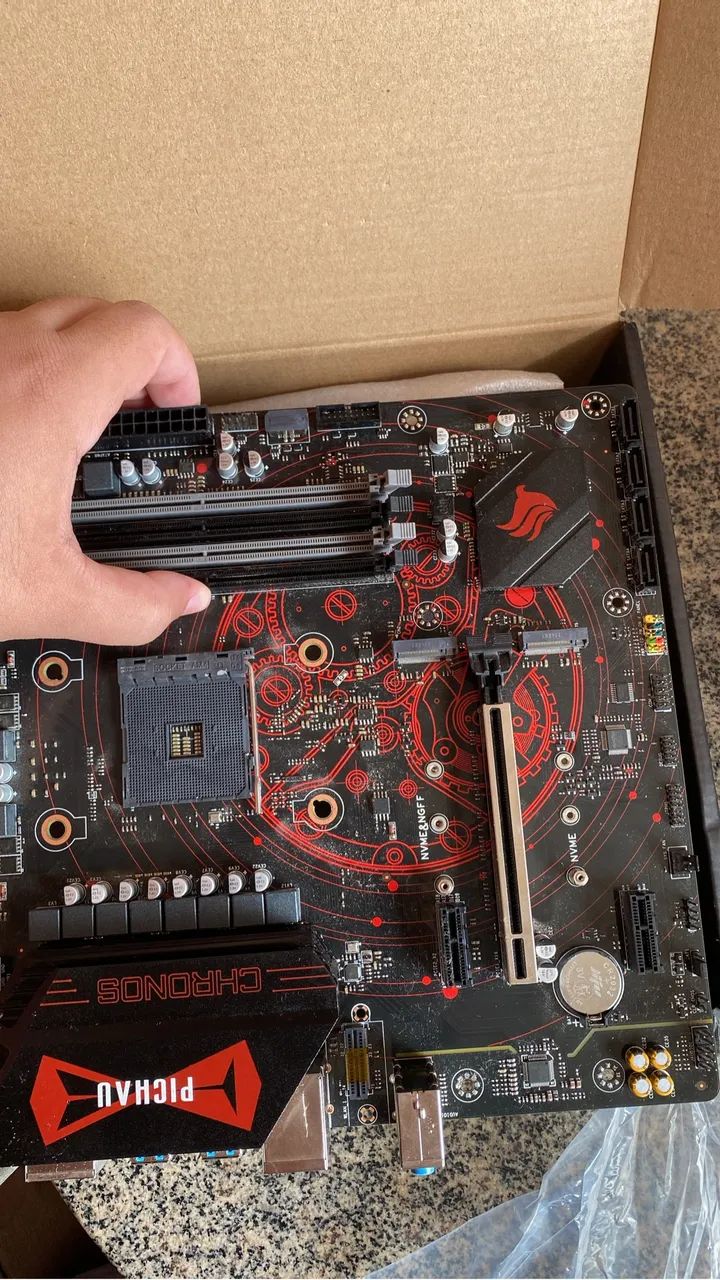 PLACA MÃE B550M  + COOLER AMD + PCI GRÁTIS