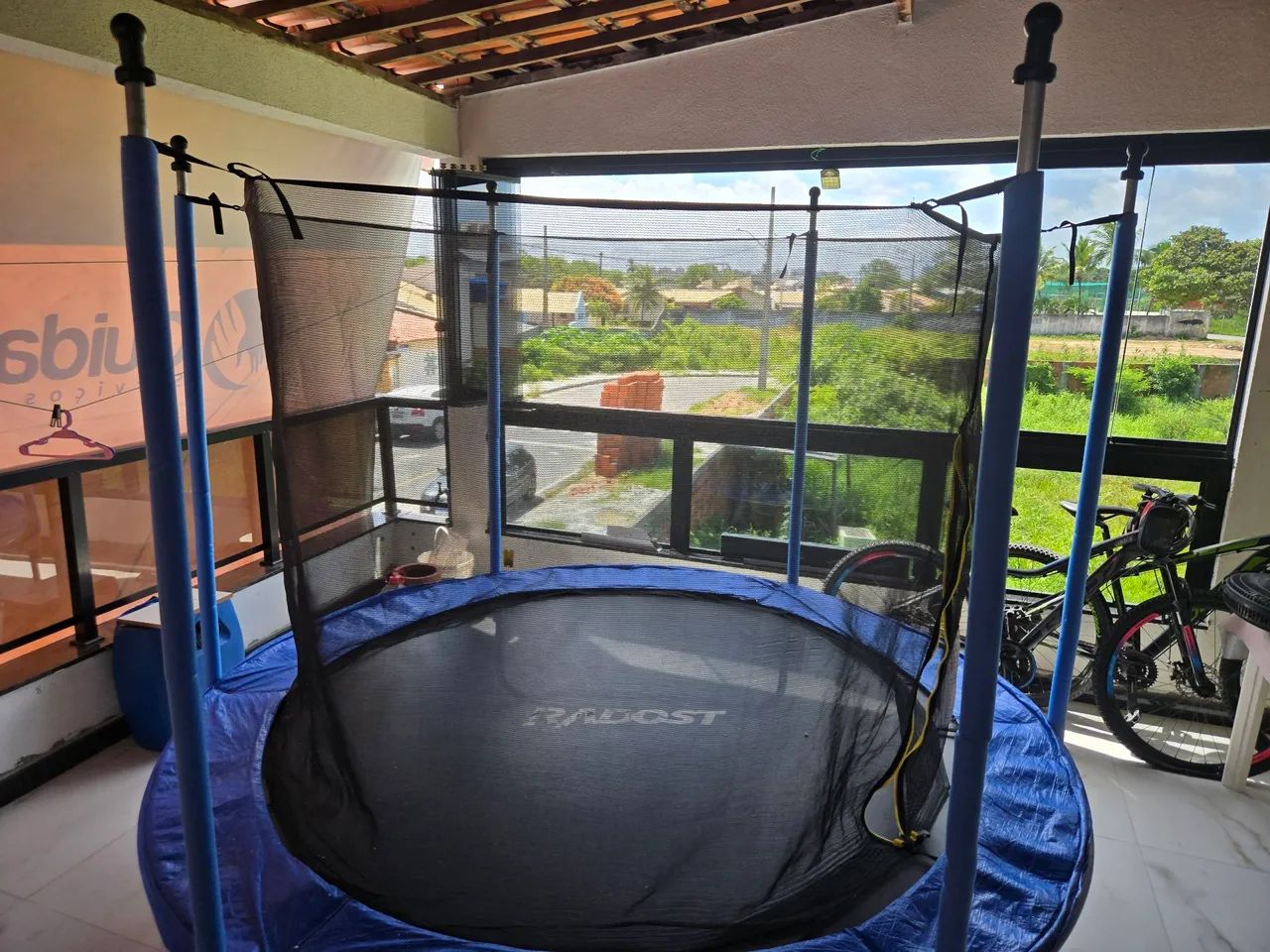 TRAMPOLIM  - Foto 2
