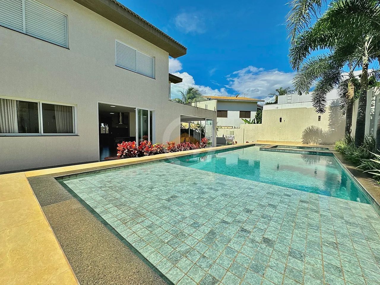 Casa Jardins Florença com 4 suítes plenas com 437 m² - Foto 3