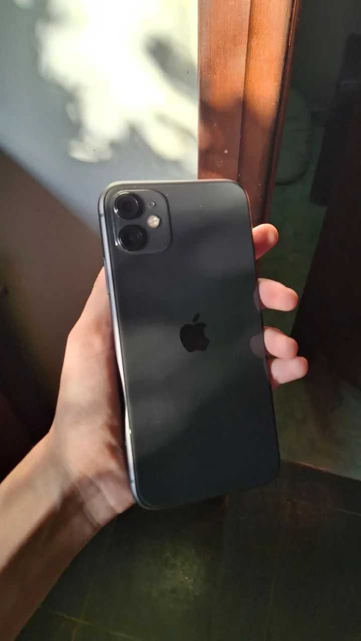 Vendo Apple iPhone 11 64gb  - Foto 2