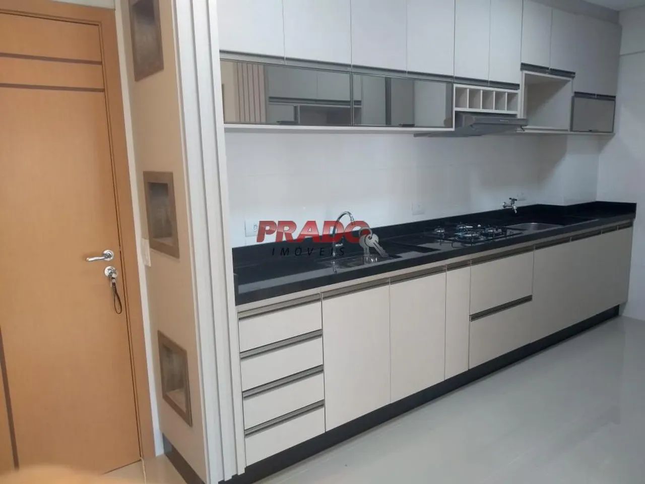 Apartamento para alugar em Maringá, Zona 07, com 1 quarto, com 42 m², EDIFÍCIO JARDINS DE 