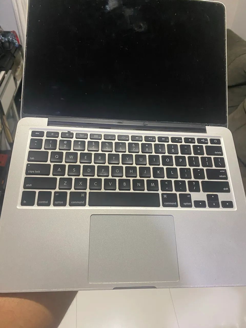 MacBook Pro A1502 defeito!